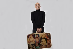 "40 + ξαναΒΓΑΙΝΩ!": Ο Θανάσης Αλευράς επανέρχεται για δεύτερη χρονιά στο "VOX". - εικόνα 3