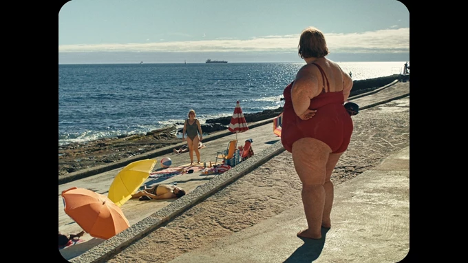 A Mother Goes to the Beach