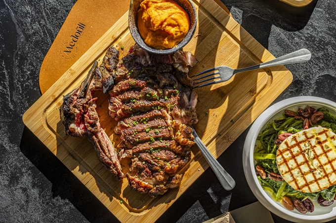 Το εστιατόριο Medouli στην Αργυρούπολη 9