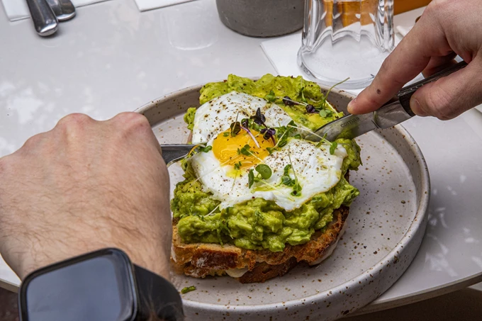 Κολωνάκι, οδός Καψάλη, μe Κολωνάκι 2