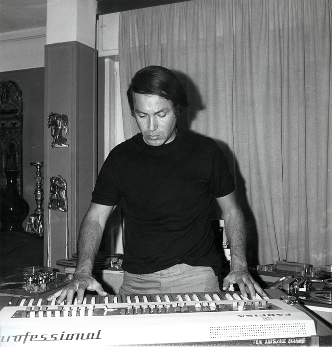 Γιάννης Χρήστου Εναντιοδρομία