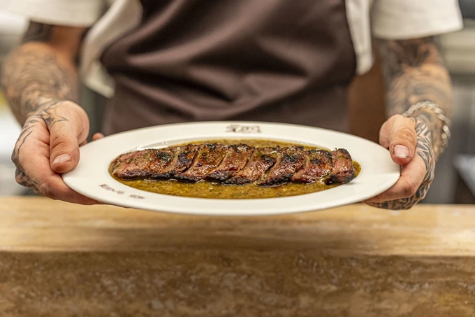 Στην Ηλιούπολη, για το ολοκαίνουριο 'Son Athens'