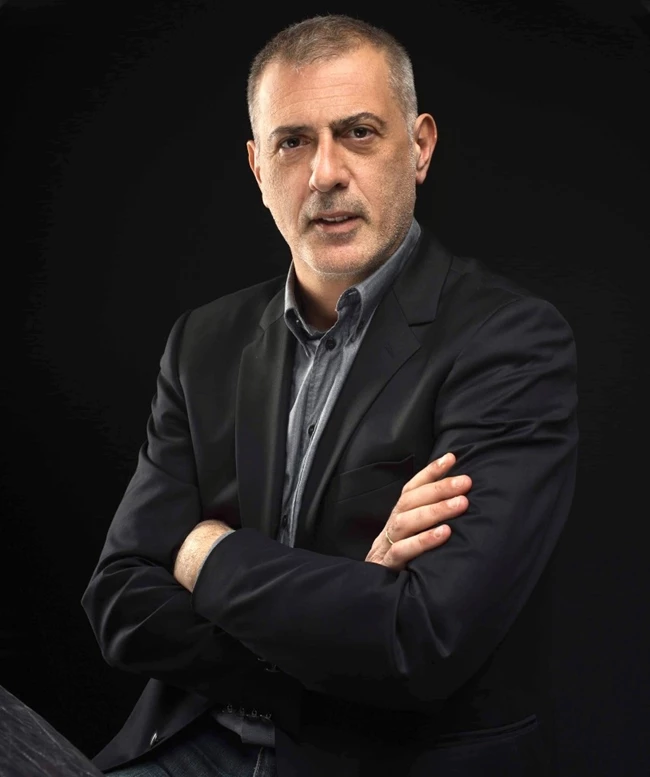 Μώραλης Πειραιάς