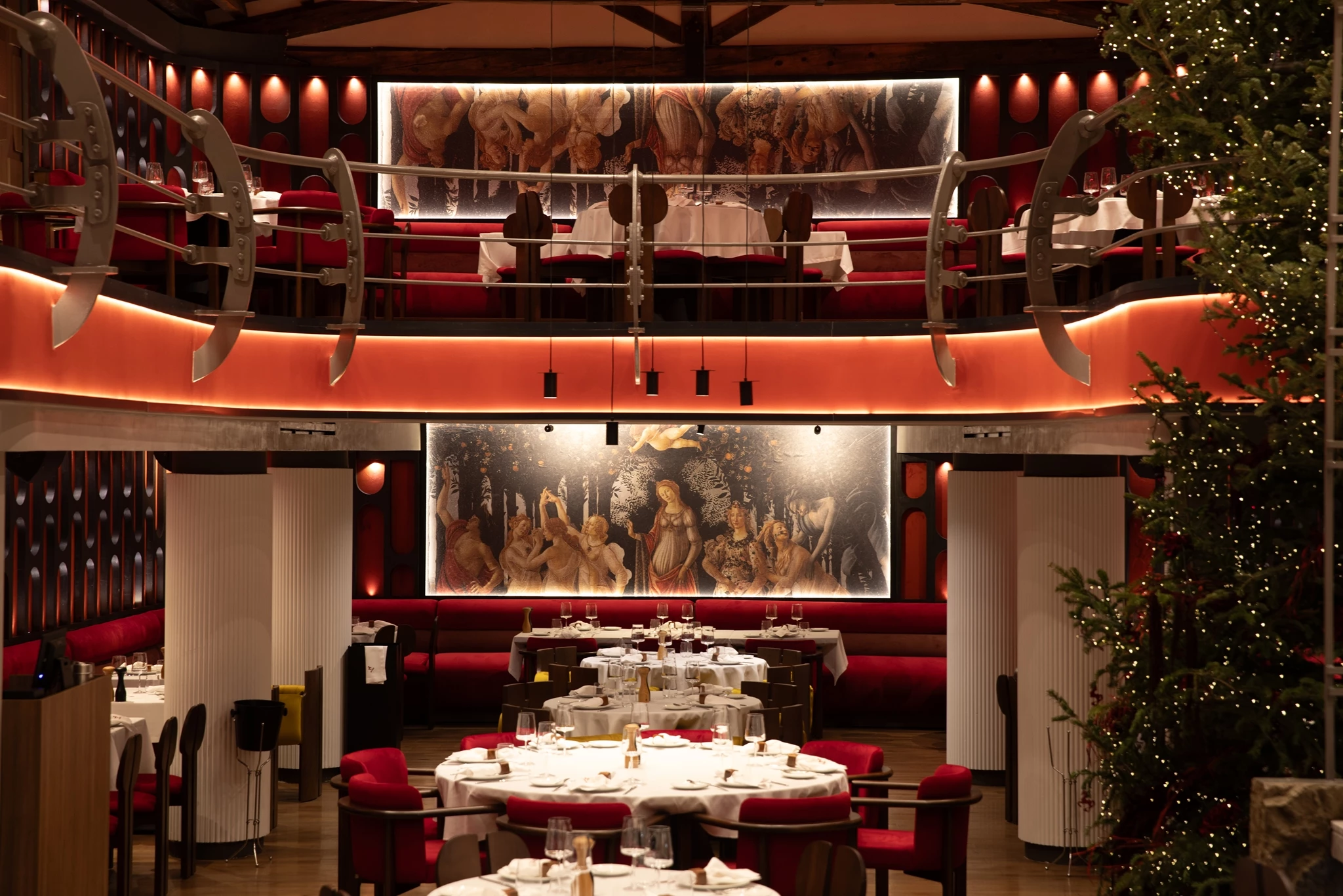 Το Abi Rouge είναι το νέο, εκλεπτυσμένο club restaurant της Αθήνας