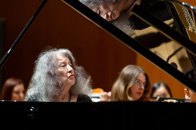 Argerich = OrchPhilhMonteCarlo-