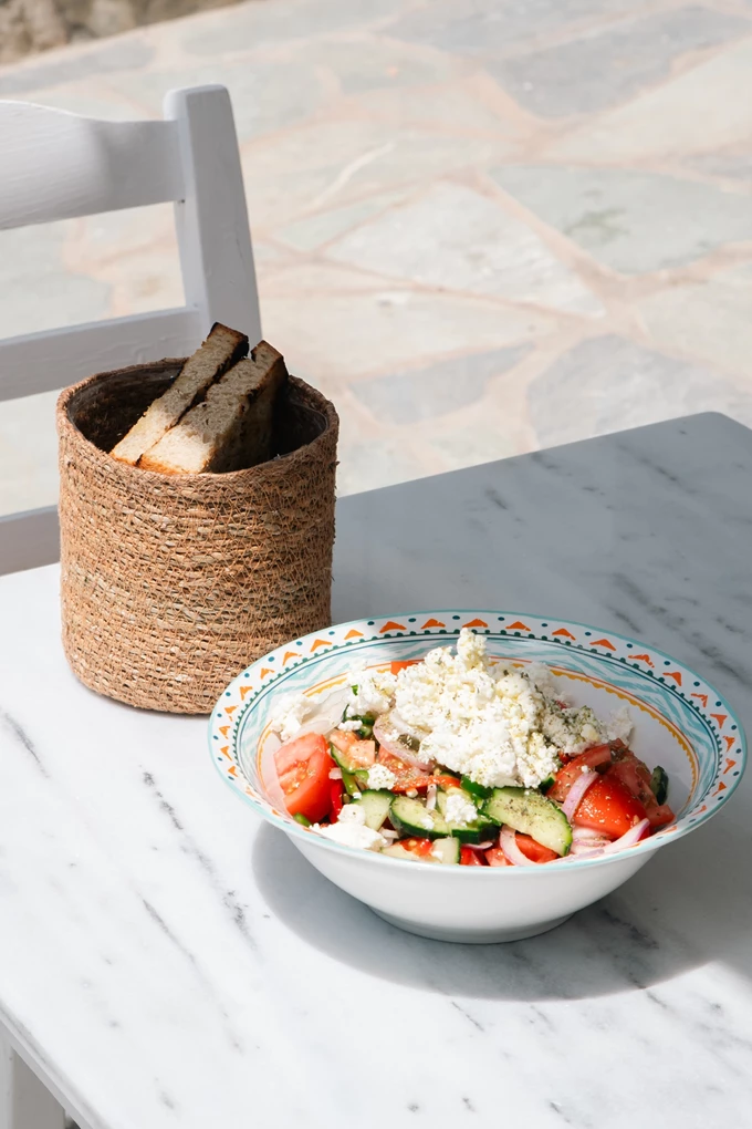 Το Kantouni Taverna στην Κύθνο 1
