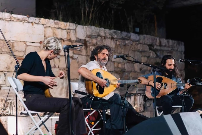 Κρητικό Γλέντι με τον Ψαρογιώργη