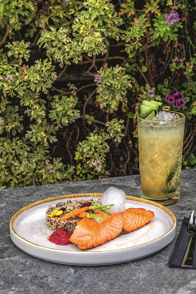 Thea Terrace Bar & Restaurant