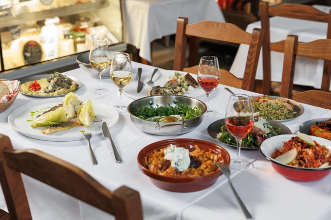 Το εστιατόριο Καπάνι Μάρκετ στο Μεταξουργείο 44