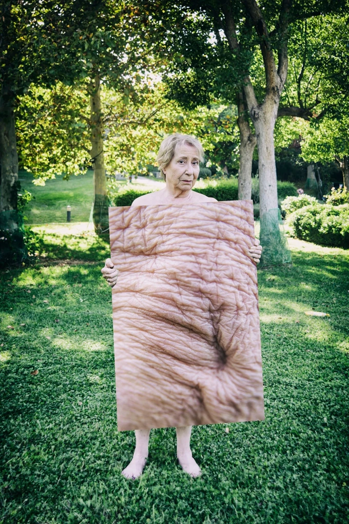 Στο σώμα της, Αλίκη Αλεξανδράκη