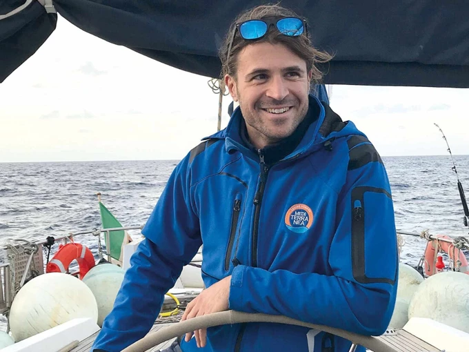 Ιάσονα Αποστολόπουλο