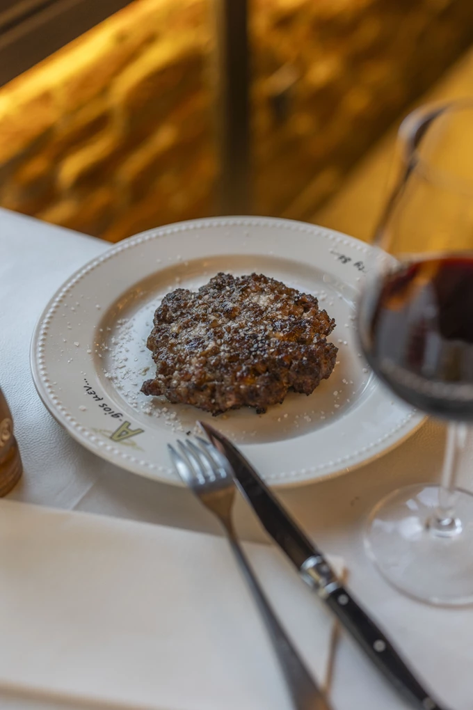 Η χασαποταβέρνα Agrios The Dirty Butcher στο κέντρο της Αθήνας 5