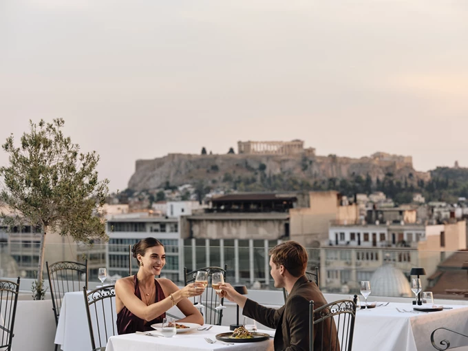 Ταράτσες, κήποι και αυλές στο κέντρο της Αθήνας για νόστιμο summer in the city - εικόνα 23