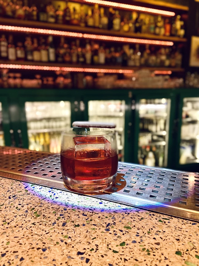 Νέα ποτά στο Λοκάλι_Mabel Negroni