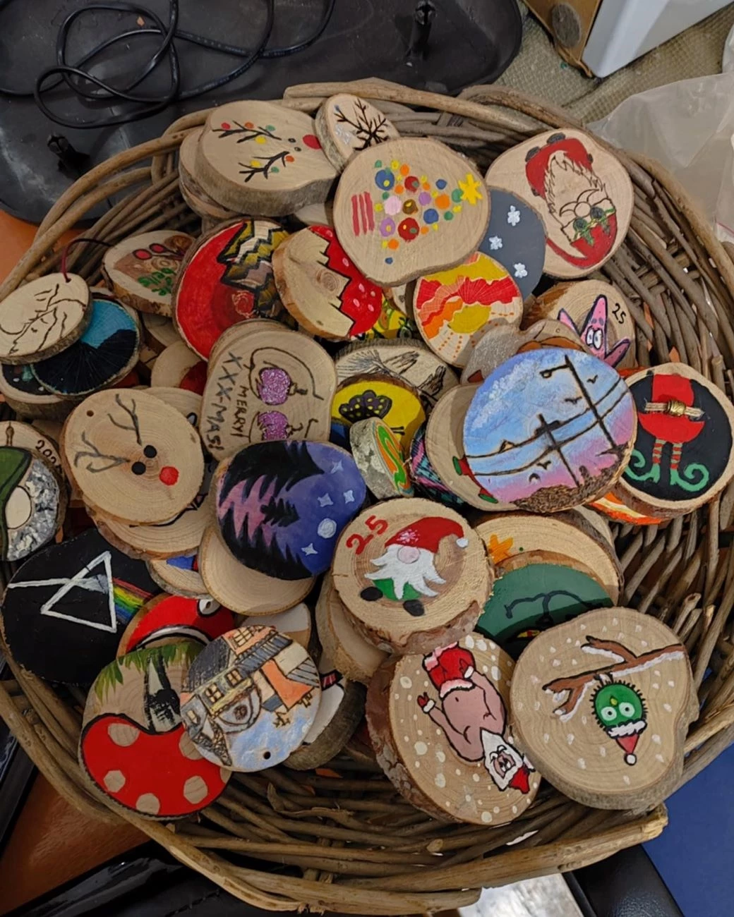 Τα μπαζάρ που παίζουν αυτό το ΣΚ στην Αθήνα για τις χριστουγεννιάτικες αγορές σας