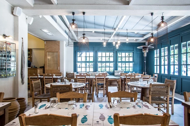 Μπαρμπουνάκι Γλυφάδα