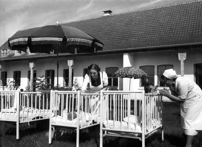 Women in Nazi Germany