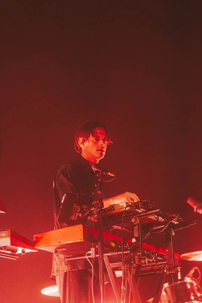 LONDON GRAMMAR