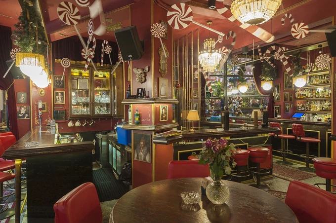 Μπαρ και εστιατόρια της Αθήνας που έκαναν αμέσως σουξέ_Νοέλ