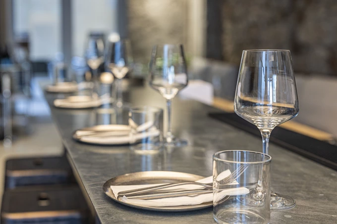 Το wine bar / σπριτζερία Méthe στον Πειραιά 3