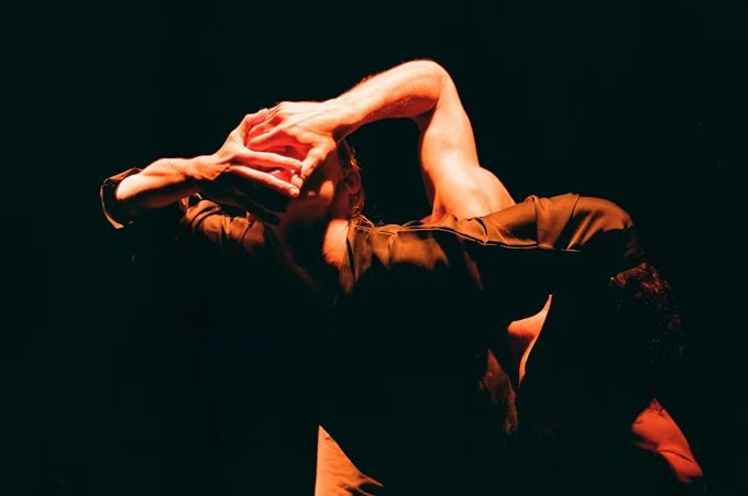 the great nothing Χορός της Αντωνίας Οικονόμου