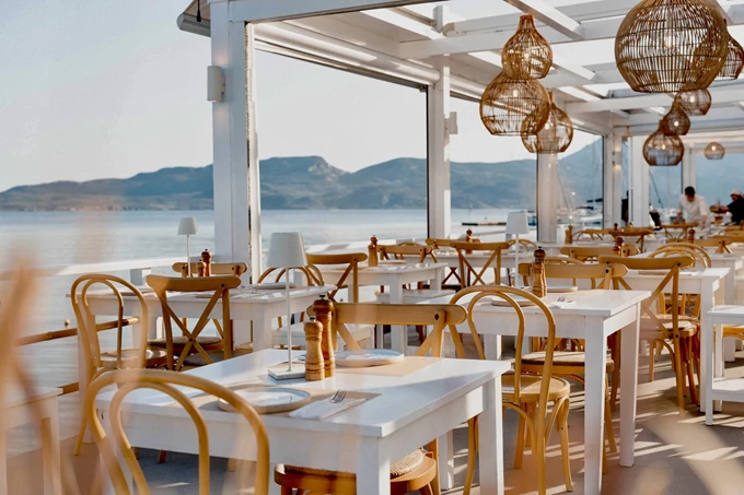 Nostos Μήλος εστιατόριο διακοπές