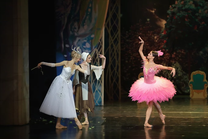 Σταχτοπούτα Royal Classical Ballet