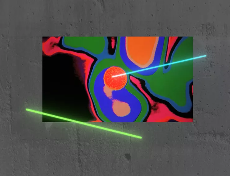 Μαρίνα Βελησιώτη, Strange aliens having bizarre orgasms (λεπτομέρεια της εγκατάστασης), 2023. Υφαντό με βαμβάκι, φώτα led (300x170cm)