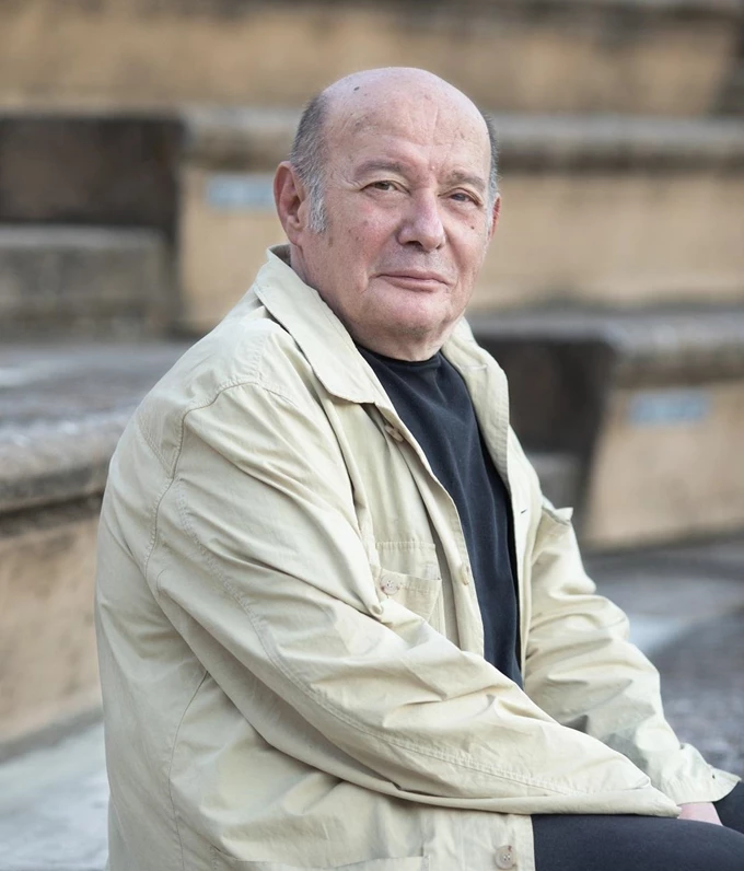 Βασίλης Παπαβασιλείου