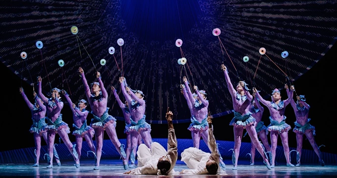 Flying Fairy Chinese Acrobatic Show