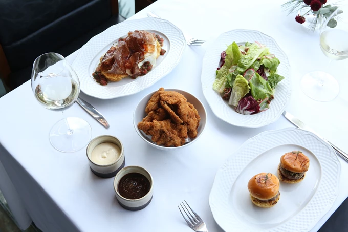 Το Sunday Roast στο εστιατόριο Vezene 6