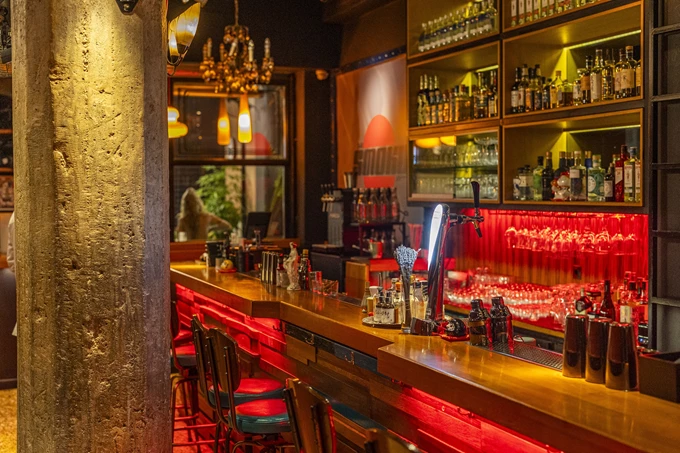 Το εστιατόριο Smoku και το Tasting Room by Smoku από τον Δημήτρη Κατριβέση στην Αθήνα 9