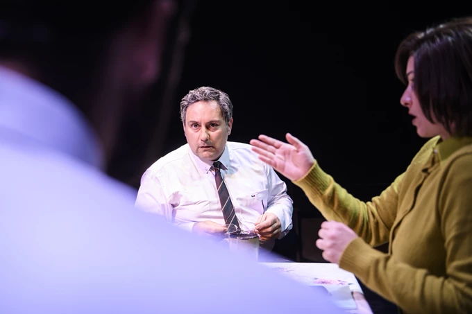 Απόψε κανείς δεν πεθαίνει