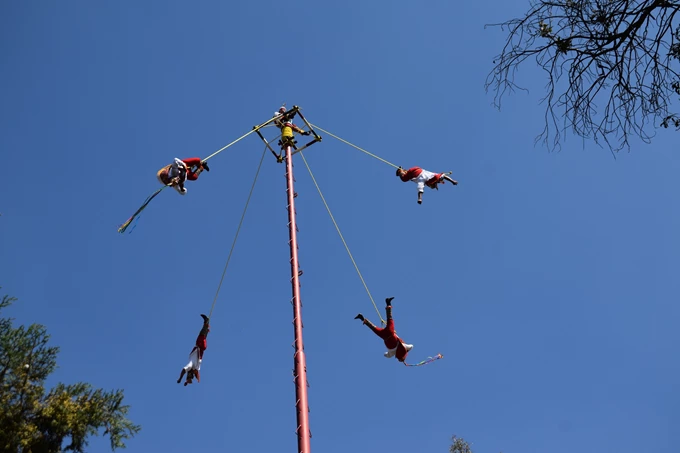 Los voladores de Papantla Mexico