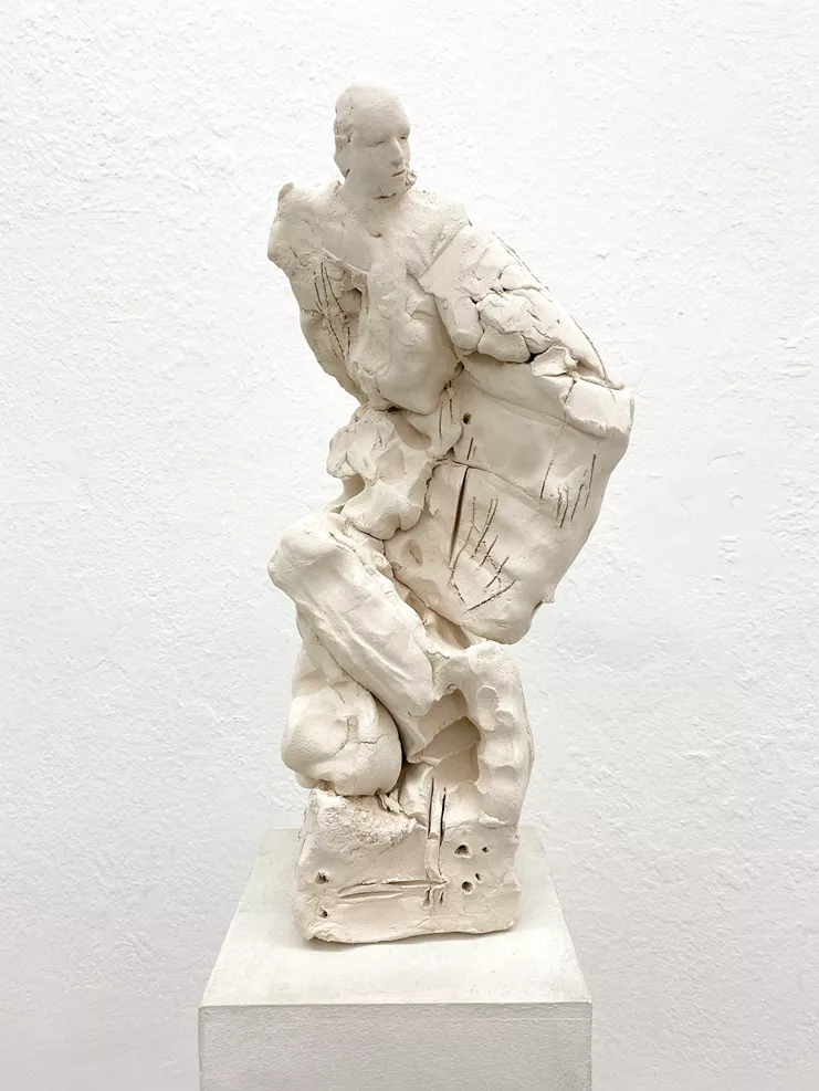 Πρόπλασμα-V, Eνότητα Πρόπλασμα, 2022 - 60 x 20 x 25 εκ. περ. (Ακάθαρτη πορσελάνη - κεραμικό). Ευγενική παραχώρηση του καλλιτέχνη