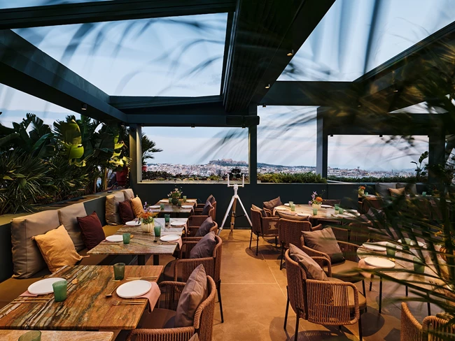 Το νέο εστιατόριο 10 Urban Roof