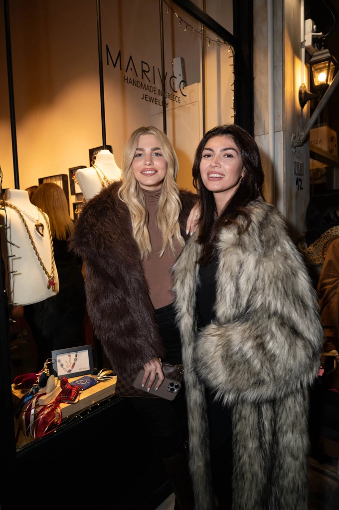 Βάλια Χατζηθεοδώρου , Κέιζι Μίζιου