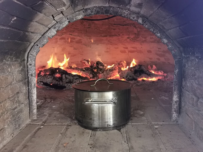 Qhera Θηρασιά