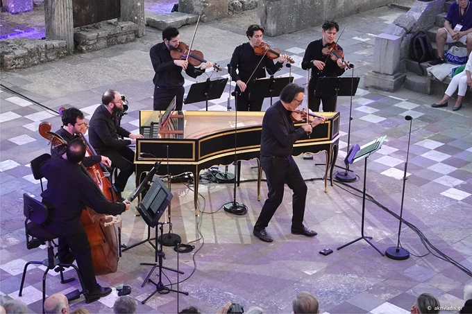 Συναυλία Λεωνίδα Καβάκου και Apollωn Ensemble στην Αρχαία Μεσσήνη από το Μέγαρο Μουσικής