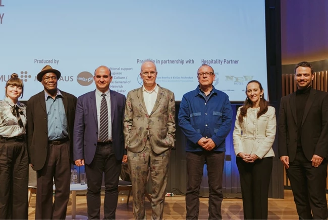 Ένα Γράμμα από την Υένη