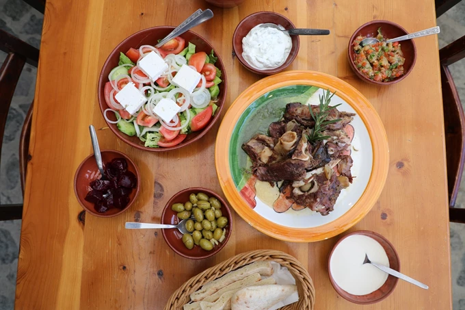 Αθηνόραμα Χρυσοί Σκούφοι Κύπρου 2024_Symposio