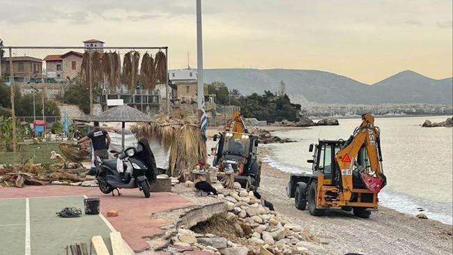 παραλια βοτσαλακια