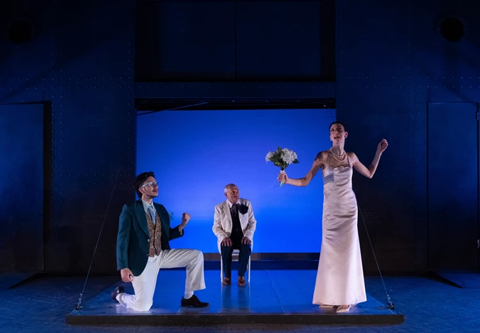 Ο υπηρέτης δύο αφεντάδων