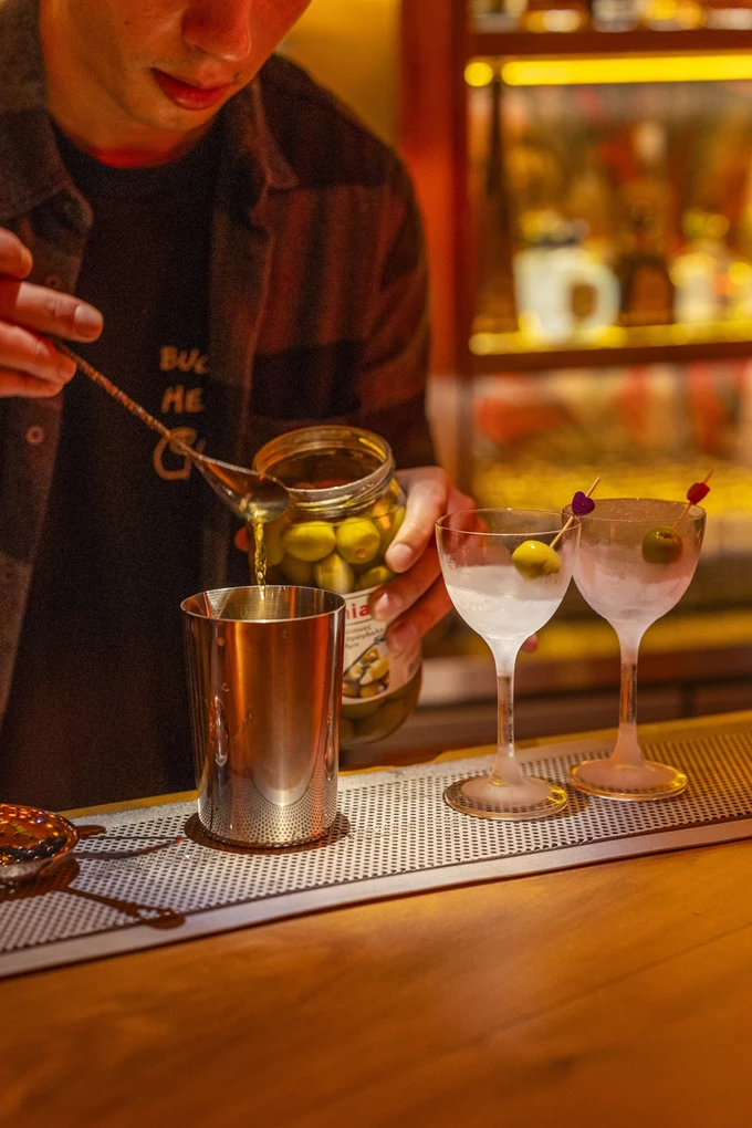 Το νέο μπαρ Maggie Cassidy στους Αμπελόκηπους 12