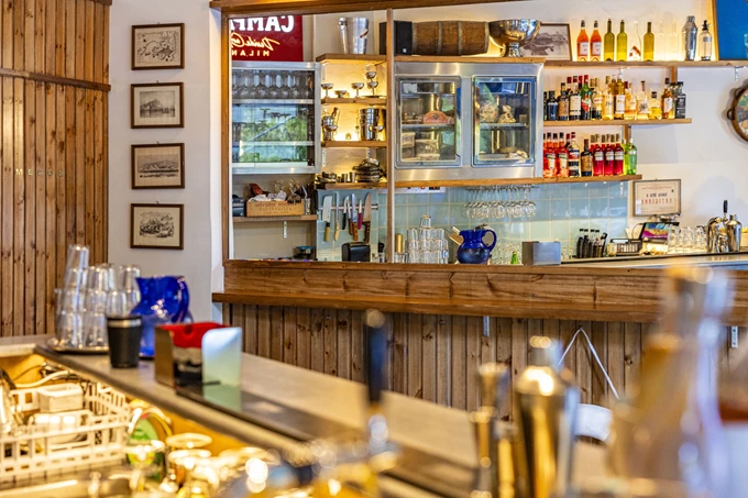 Η νέα spritzerία Amore στο Νέο Κόσμο 10