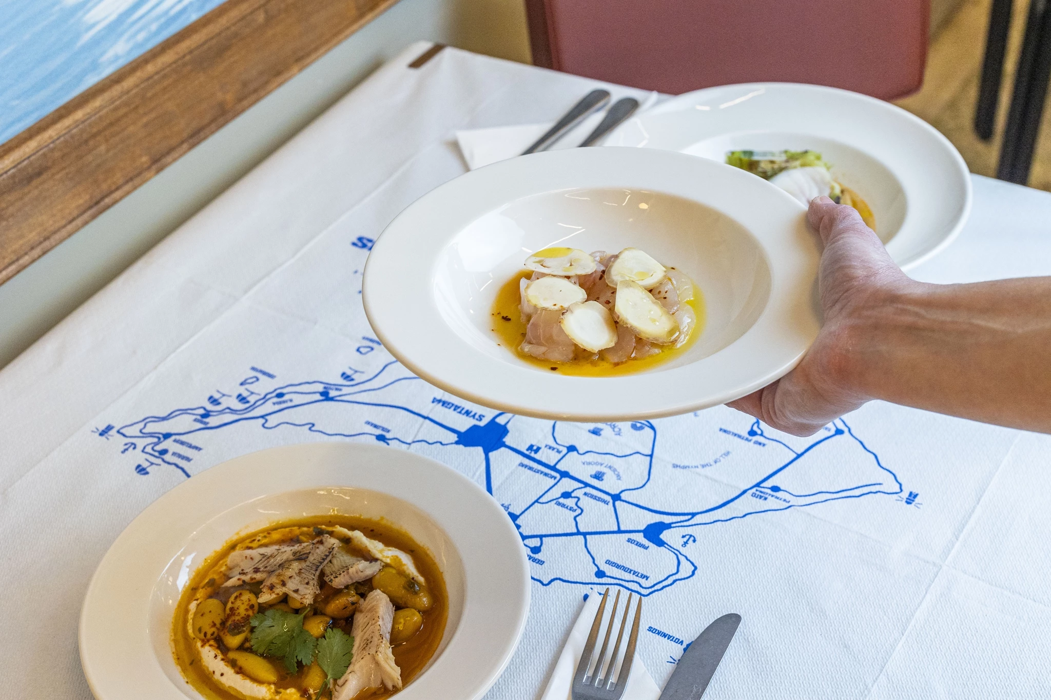 Τα νέα εστιατόρια της Αθήνας που ξεχωρίσαμε το 2025