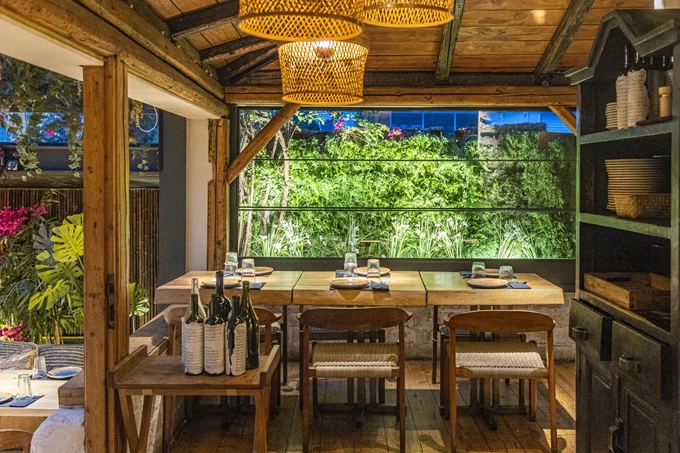 Το εστιατόριο Λεύκες στο Γαλάτσι 6