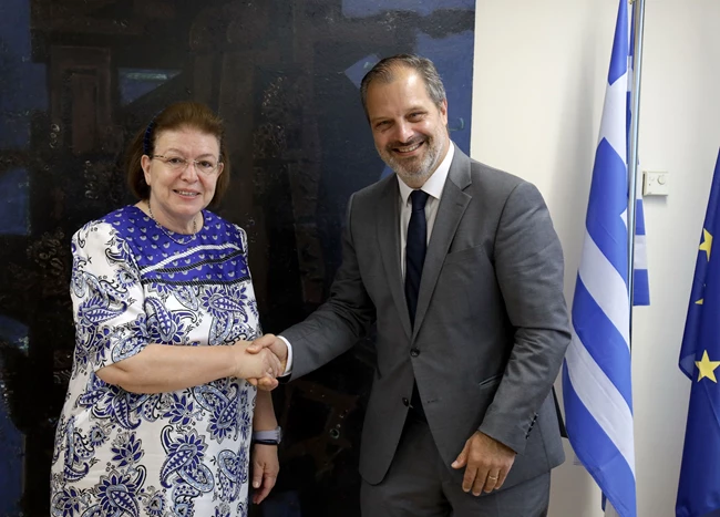 Λίνα Μενδώνη, Στέφανος Βλαστός
