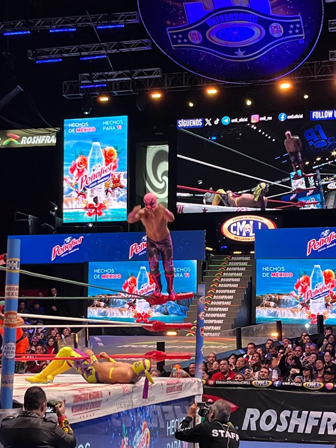 LUCHA LIBRE