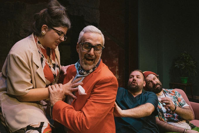 Ο ημιυπαίθριος